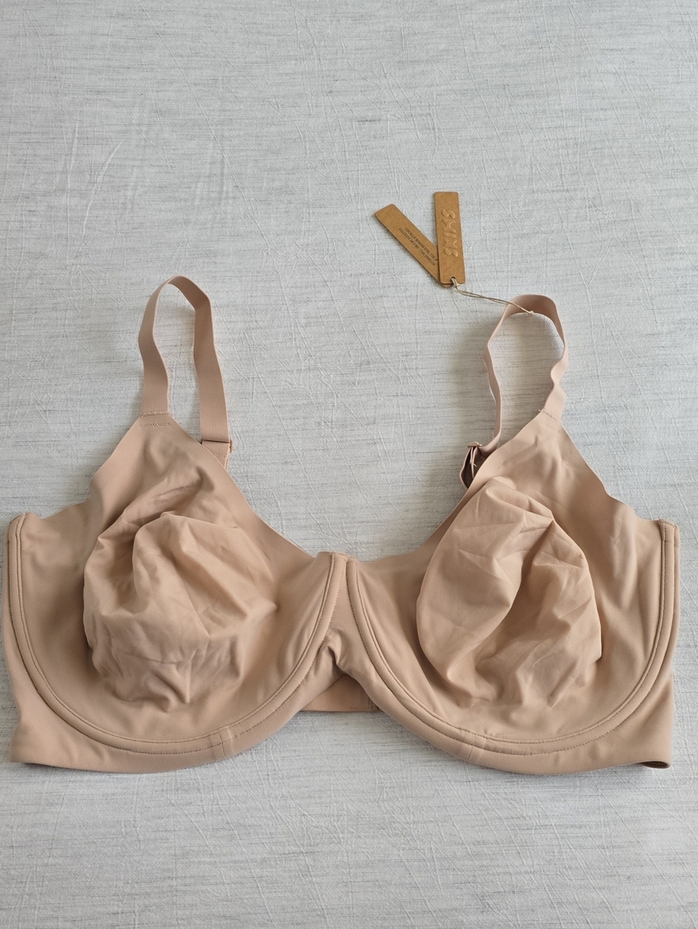 SKIMS Fits Everybody Unlined Demi Bra Size:44H (44DDDDD) Mica
